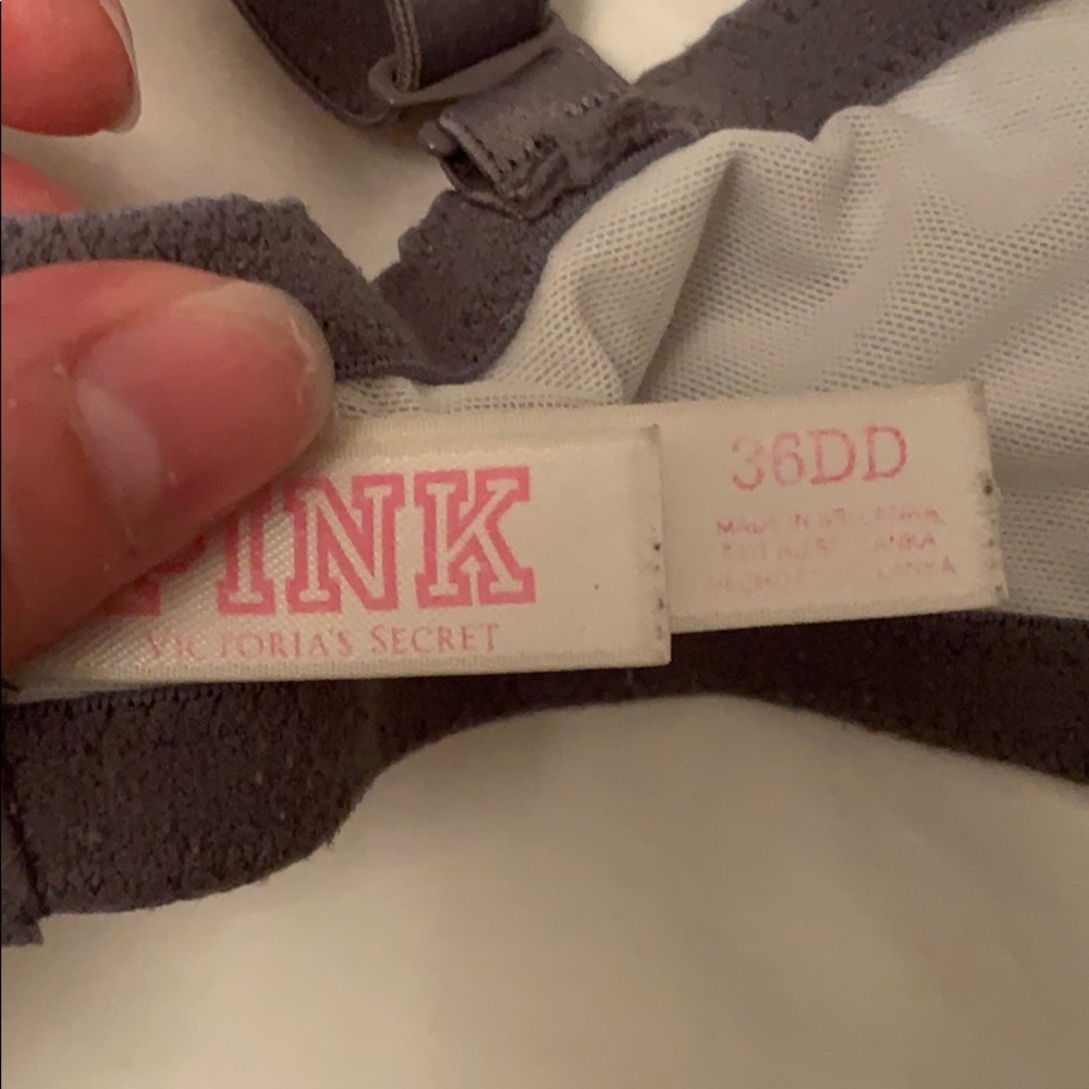 Pink bra - Picture 3 of 3